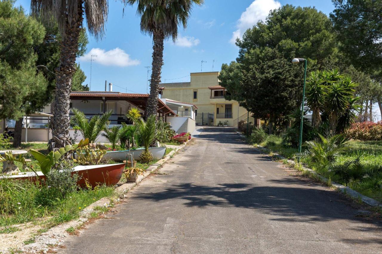 Residence Garden Sea ポルト・チェザーレオ エクステリア 写真